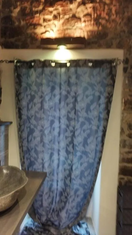 La Pietra Di Sersa Quaratica 0*,