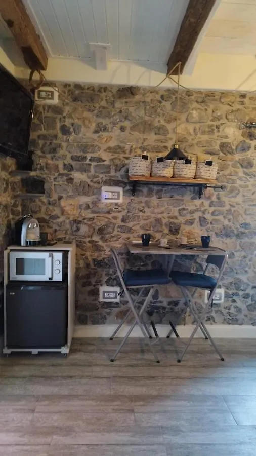 La Pietra Di Sersa Quaratica إيطاليا